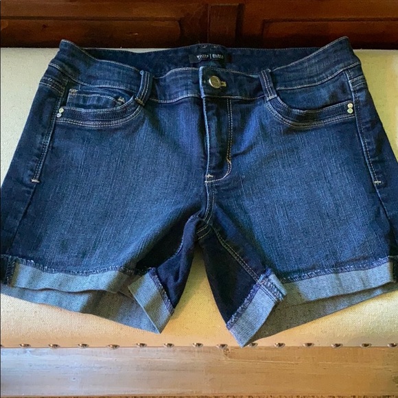 white denim shorts 5 inch inseam